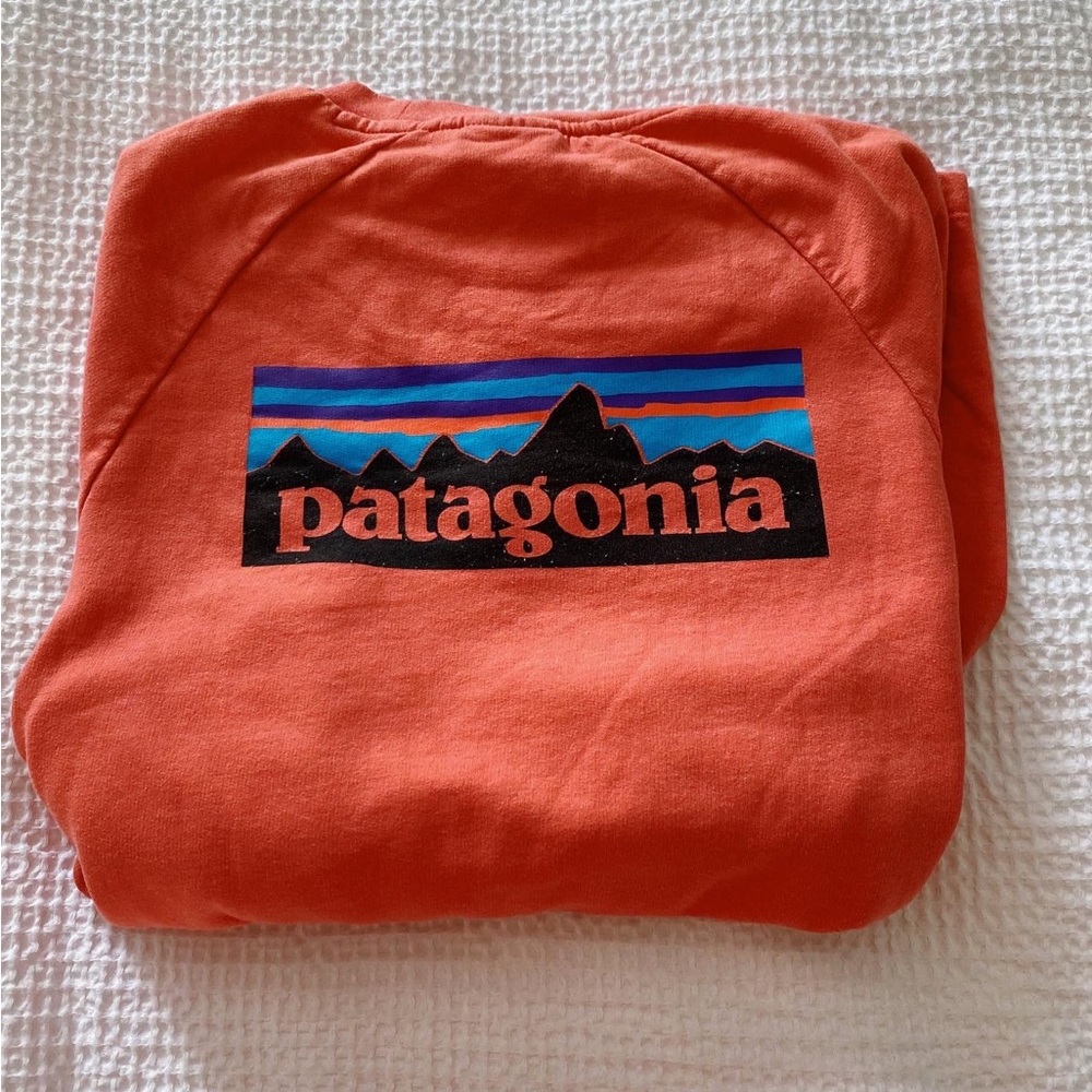 long sleeve patigonia